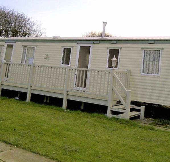 Caravan Golden Palm